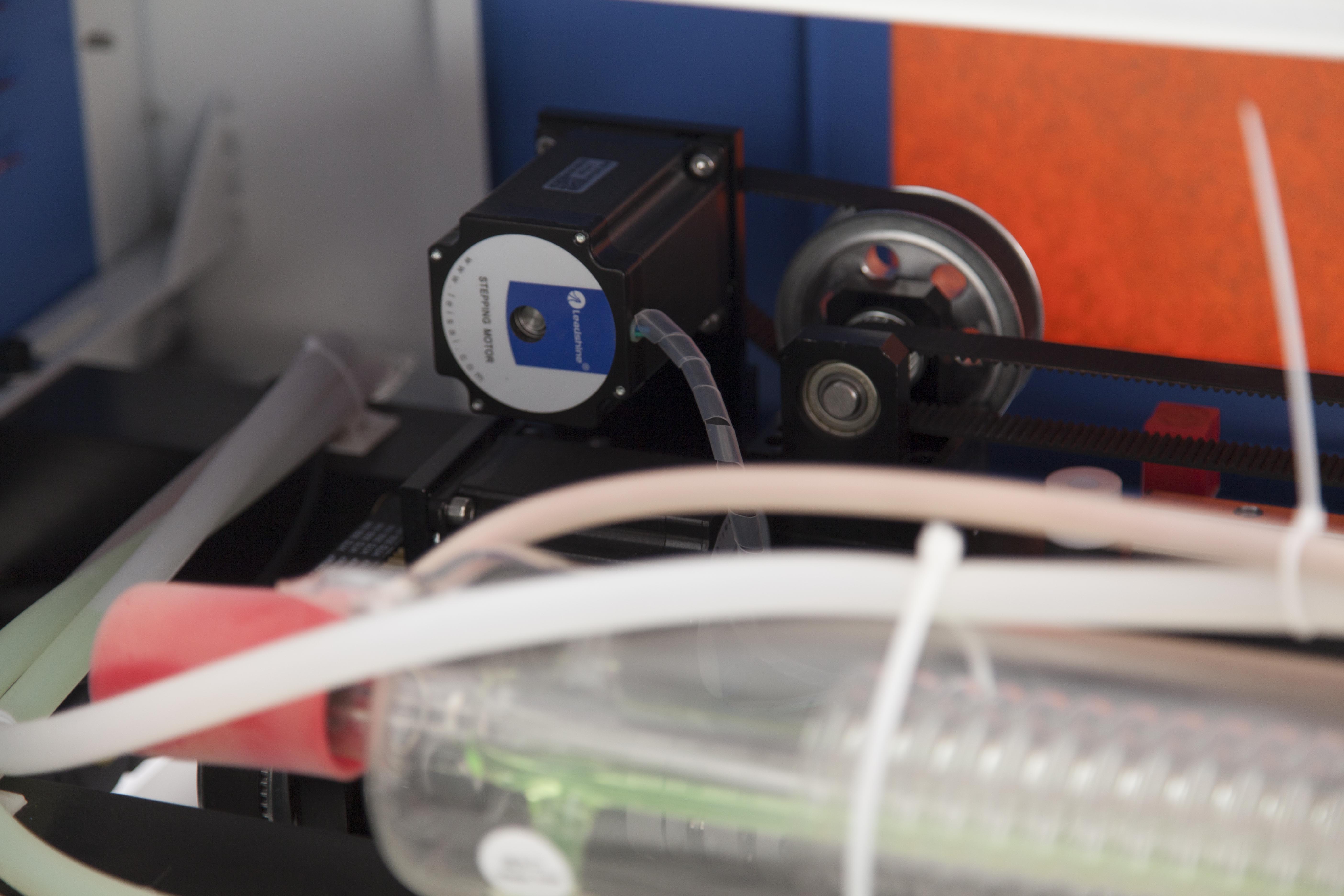 Maintenance of laser engraving machine laser cutting machine metal